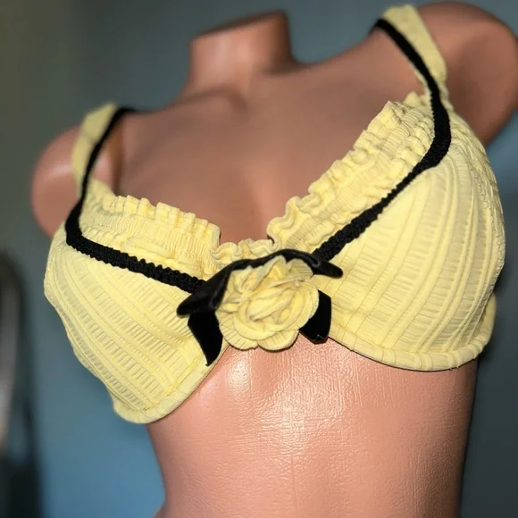 “D” L Vintage Betsey Johnson yellow rose bikini dollbaby retro dollbaby black - Picture 12 of 16